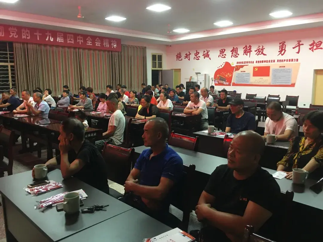 小学生防火防水防电防雷防盗手抄报_防火防骗防事故防盗_防偷防盗防骗目的