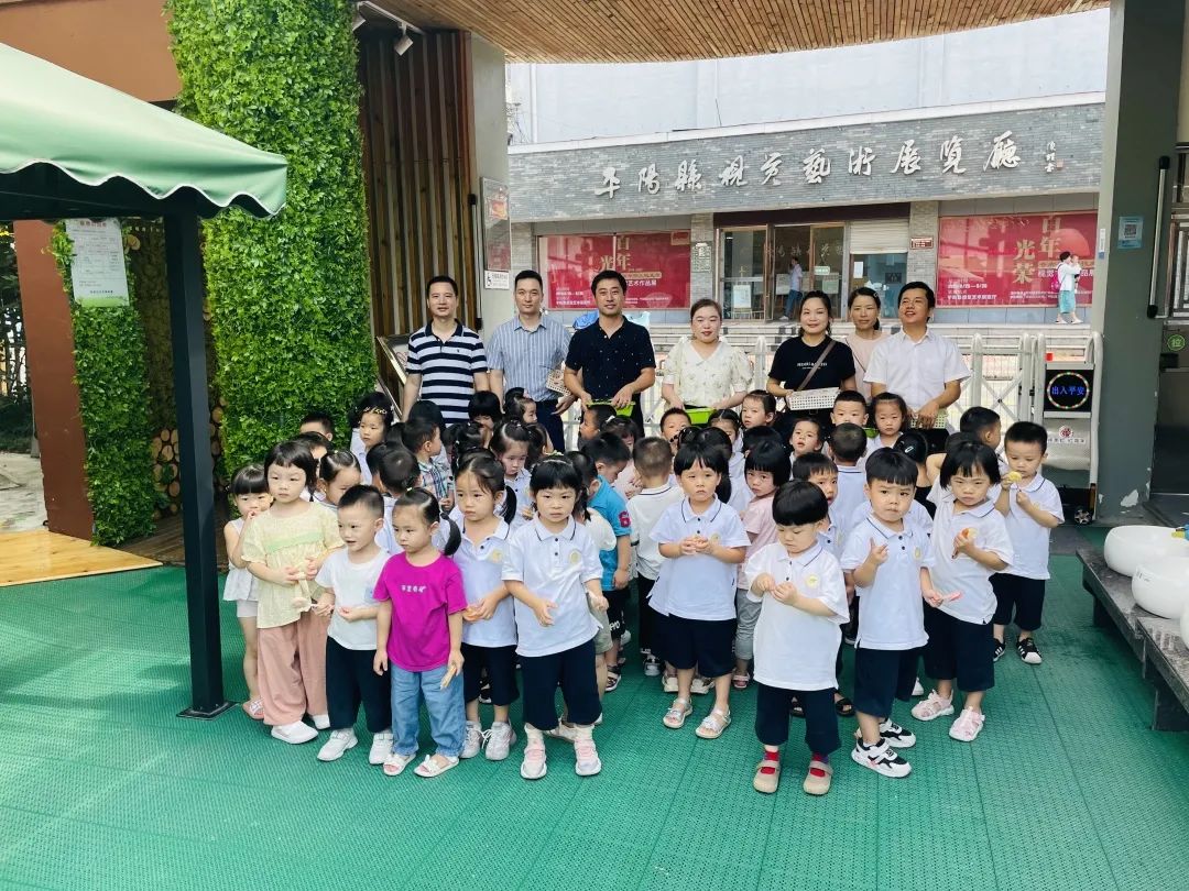 小班防拐防骗黑板报_幼儿园防拐防骗教案小班_小班防拐防骗安全教育