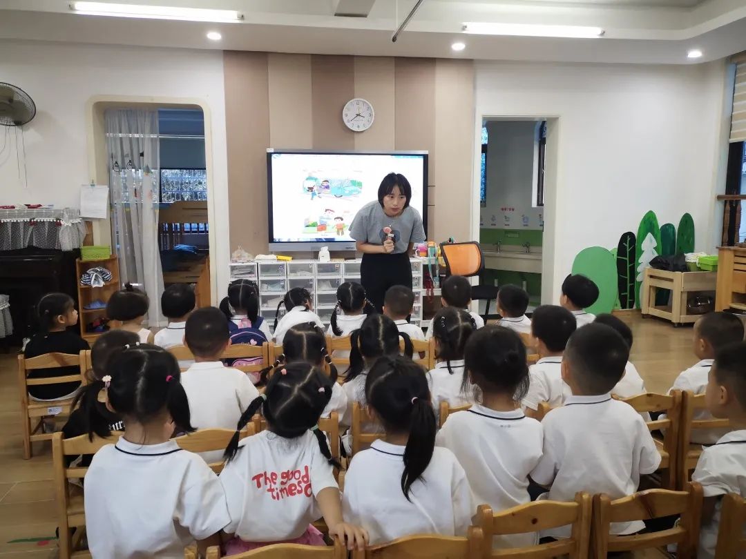 小班防拐防骗黑板报_小班防拐防骗安全教育_幼儿园防拐防骗教案小班