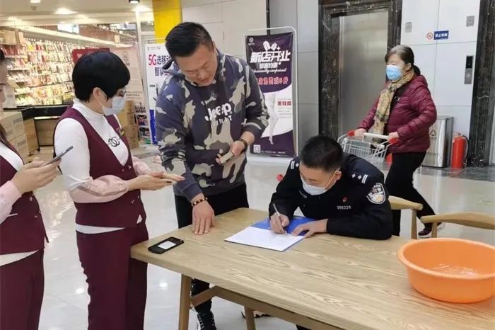 防骗防盗活动_幼儿防拐防骗活动方案_社区开展老年人防盗防骗知识讲座