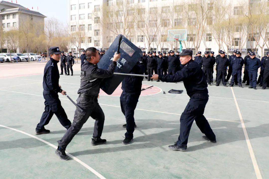 防骗防骗技巧_学校防盗抢骗工作方案_严厉打击盗抢骗升旗稿