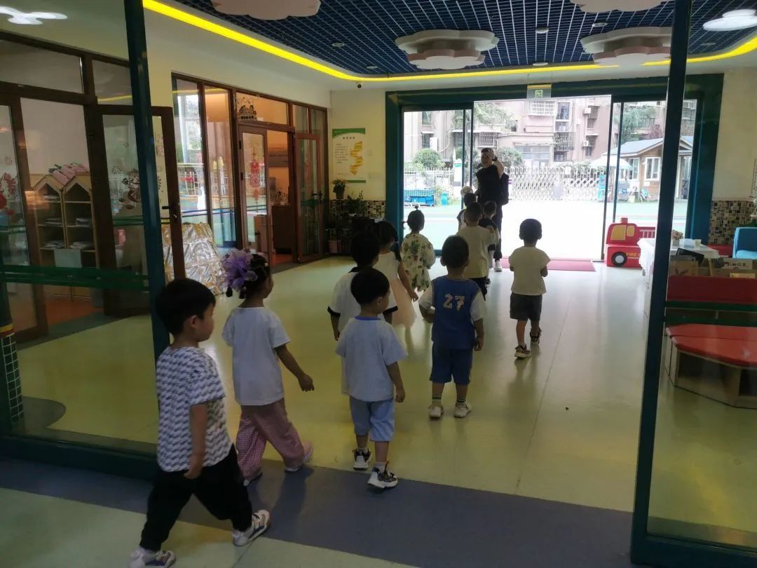 小班防拐防骗安全教育_小班安全教育《防拐骗》教案_小班安全活动防拐骗